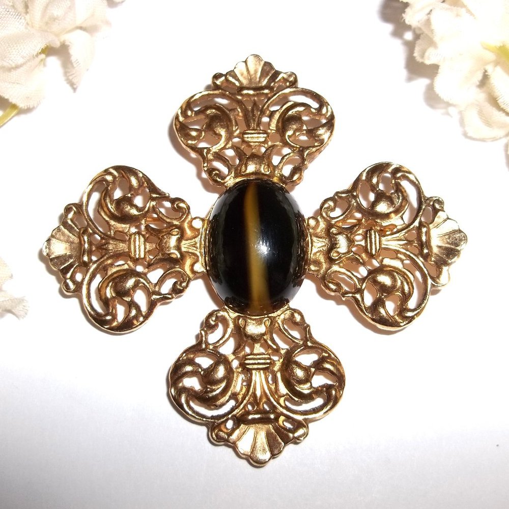 Vintage Accessocraft NYC Brooch Gold Brown Maltese Cross Victorian Jewelry C455
